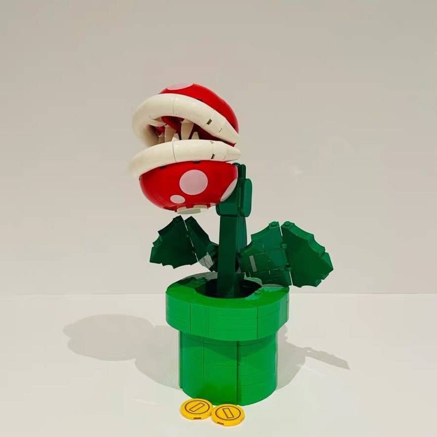 Original image for frozen reference 11 of LEGO Piranha Plant