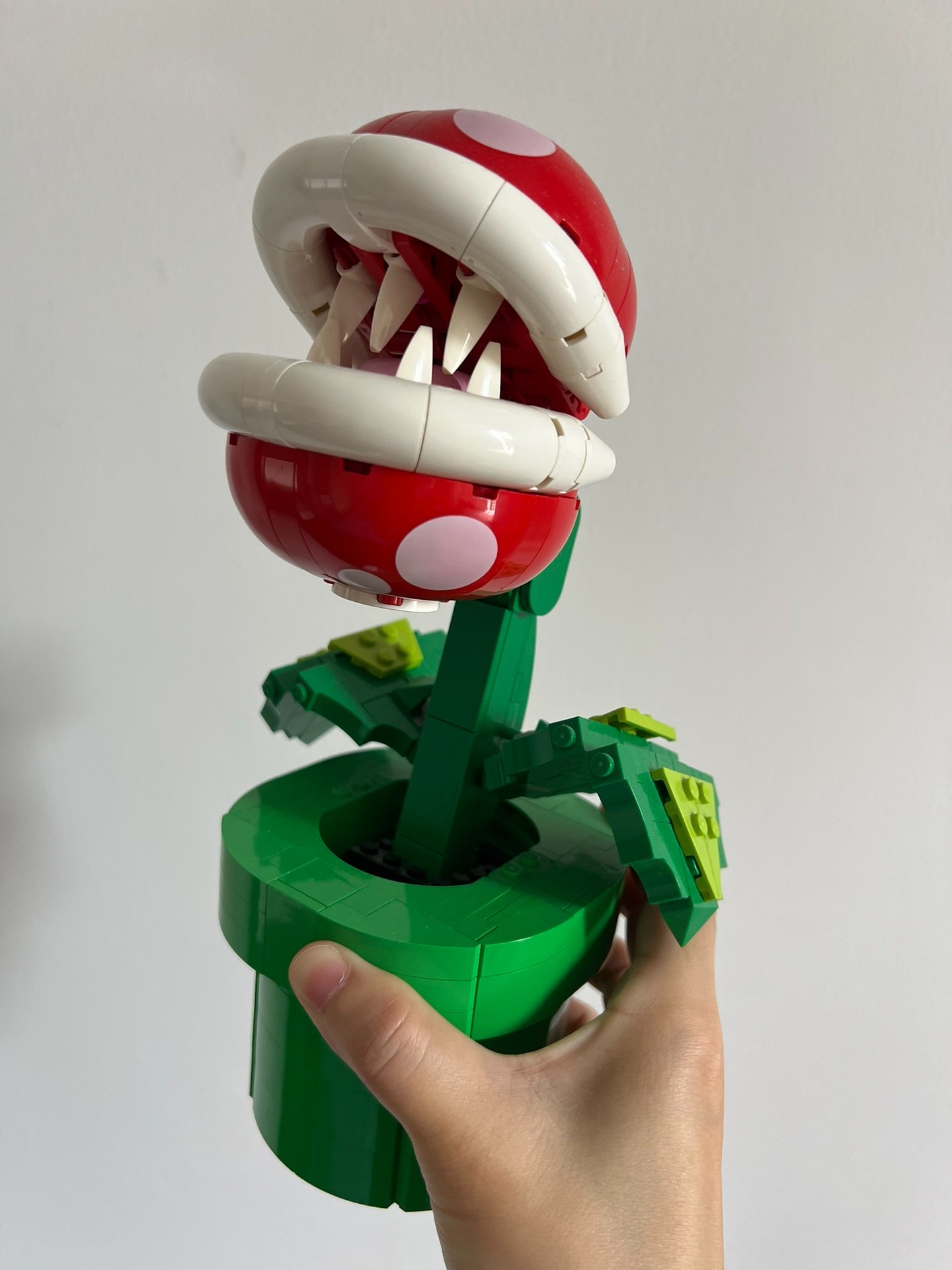 Original image for frozen reference 24 of LEGO Piranha Plant