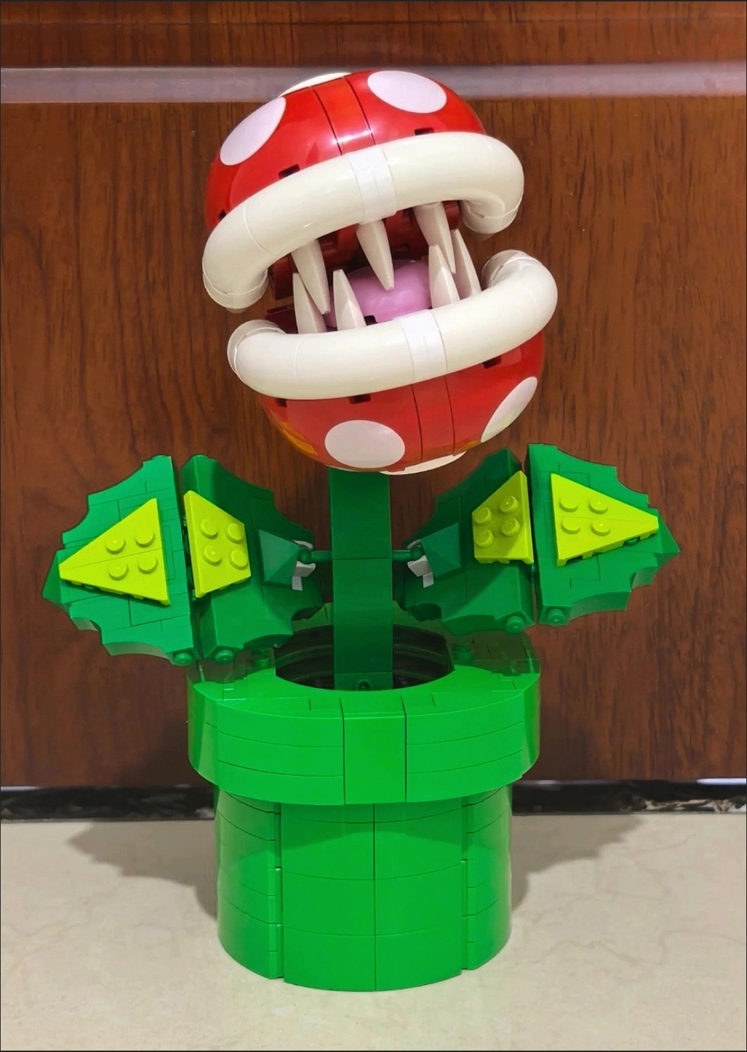 Original image for frozen reference 30 of LEGO Piranha Plant