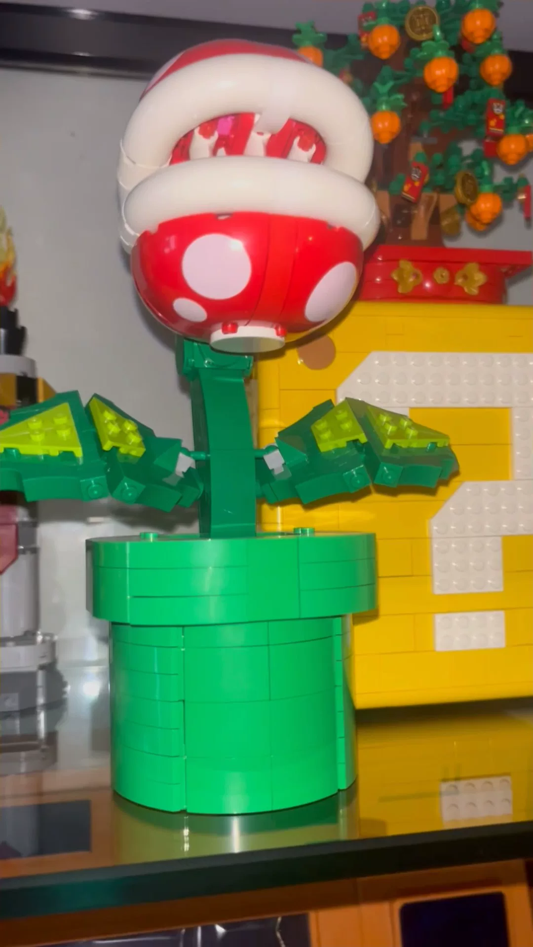Original image for frozen reference 32 of LEGO Piranha Plant
