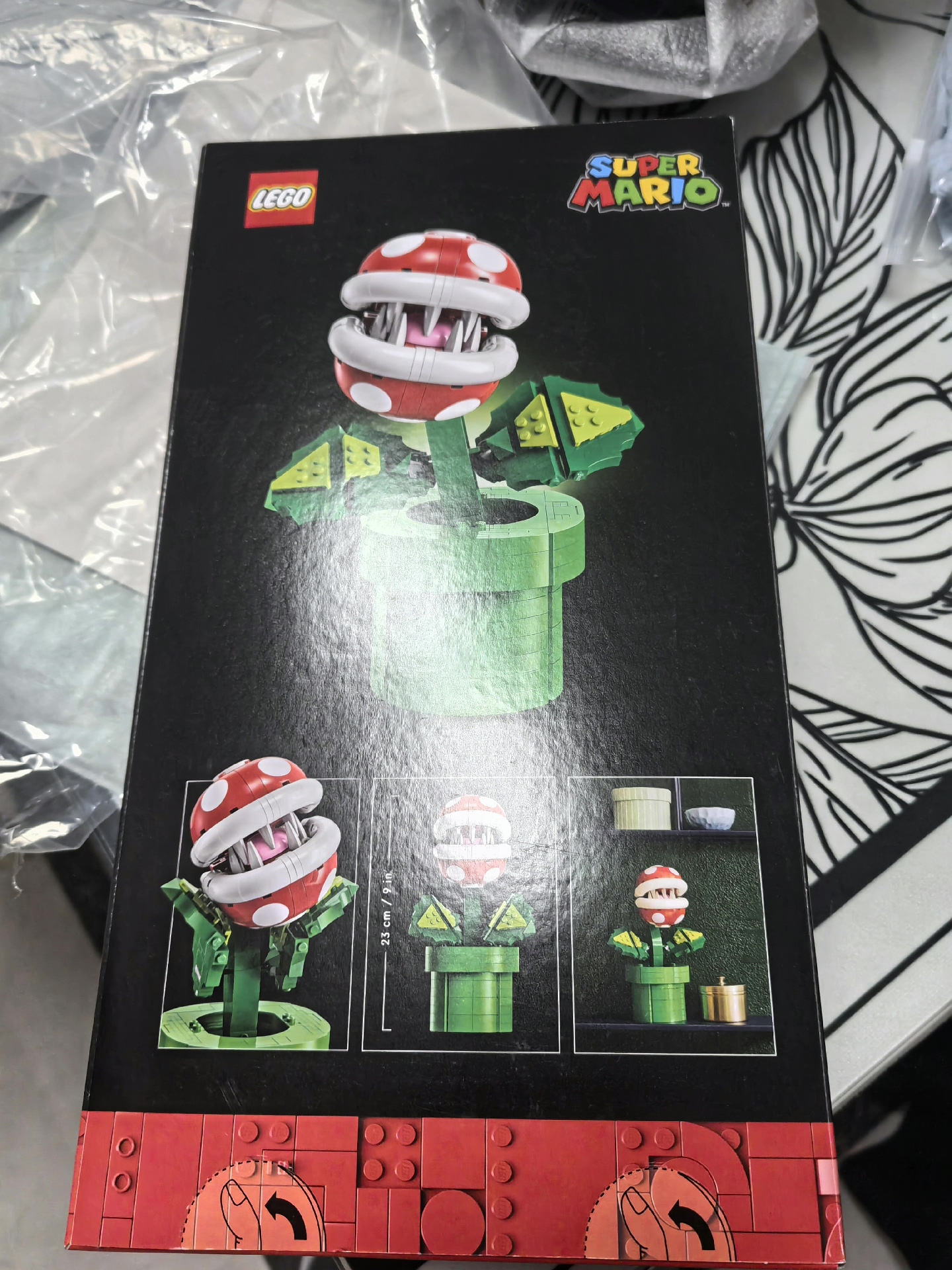 Original image for frozen reference 6 of LEGO Piranha Plant