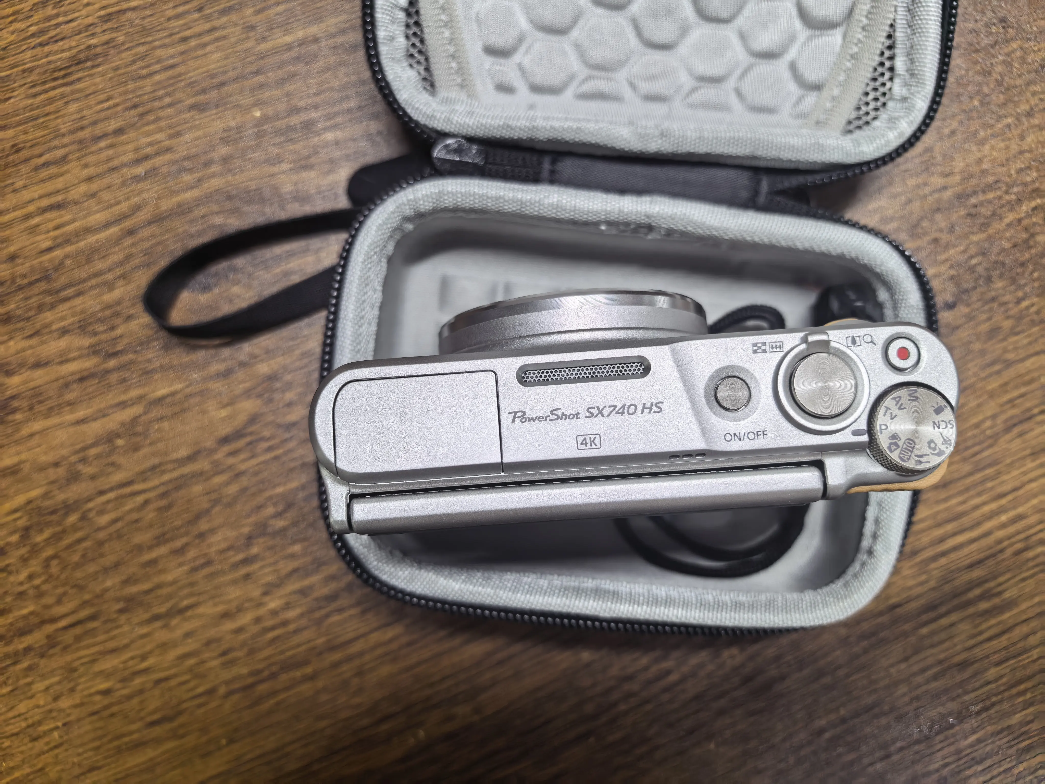 Original image for frozen reference 47 of Canon SX740
