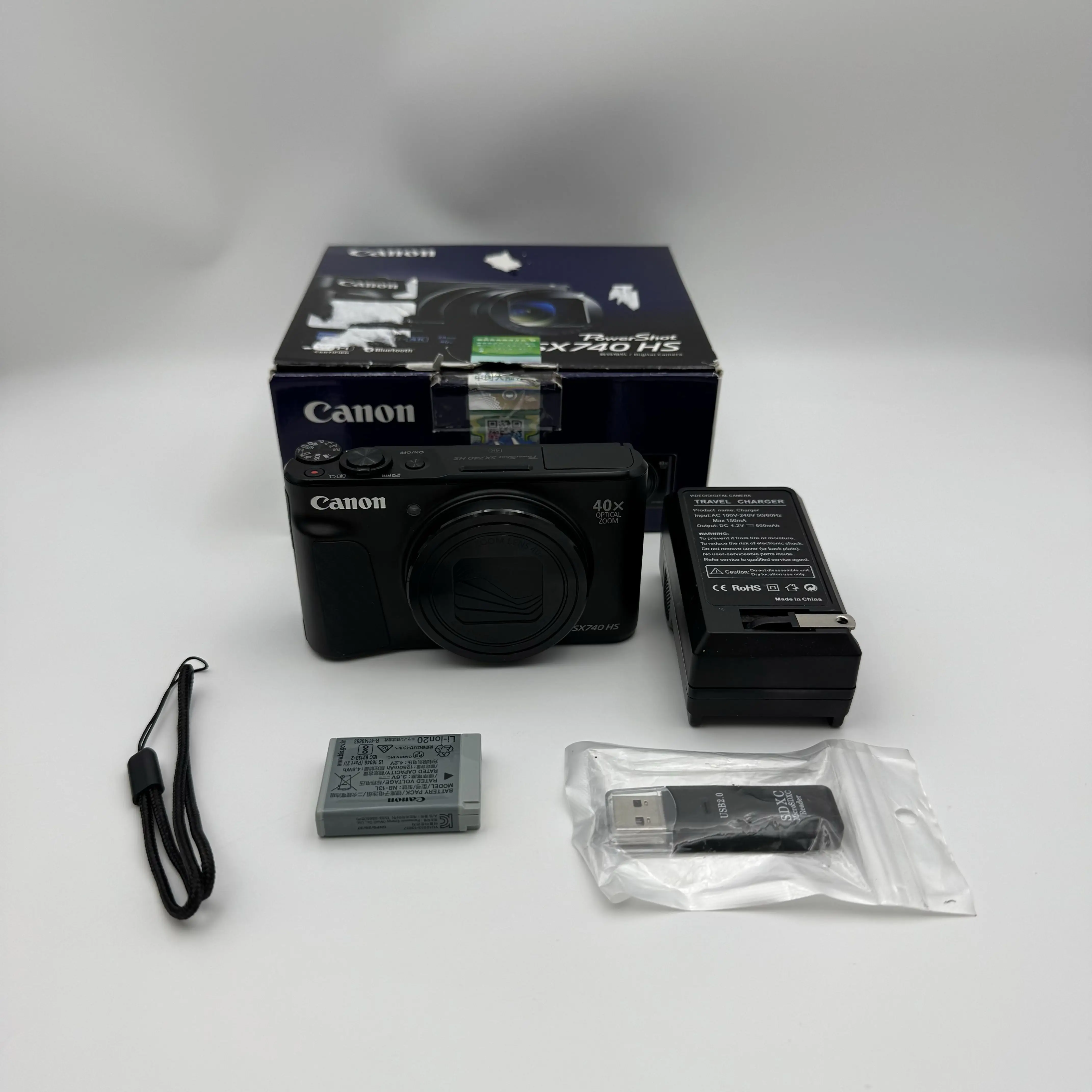 Original image for frozen reference 83 of Canon SX740