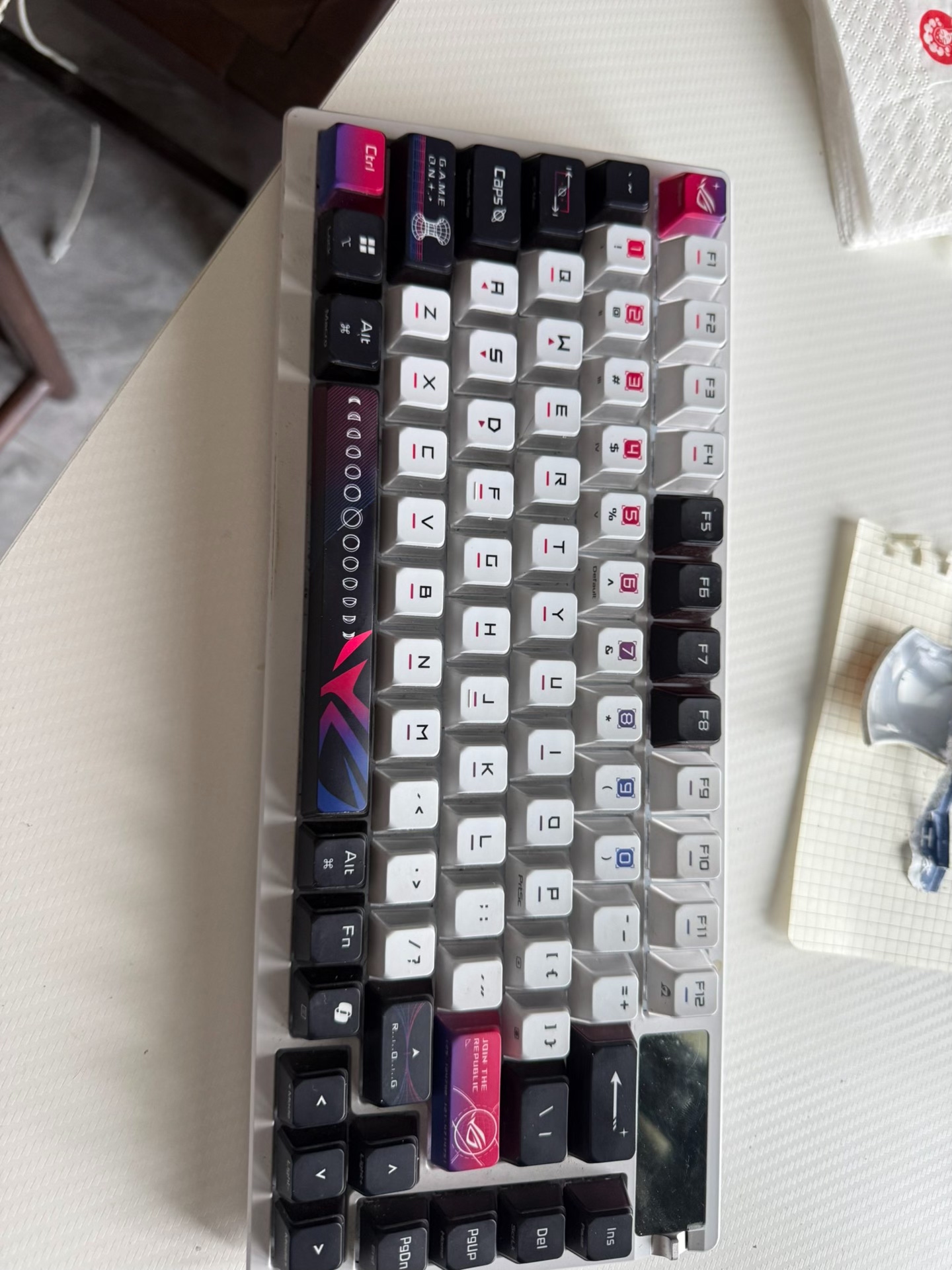 Original image for frozen reference 15 of ROG YeMo X
