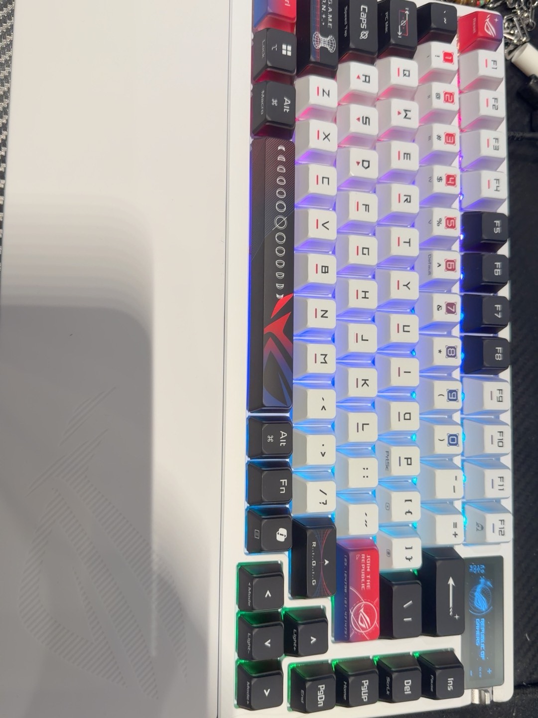 Original image for frozen reference 16 of ROG YeMo X
