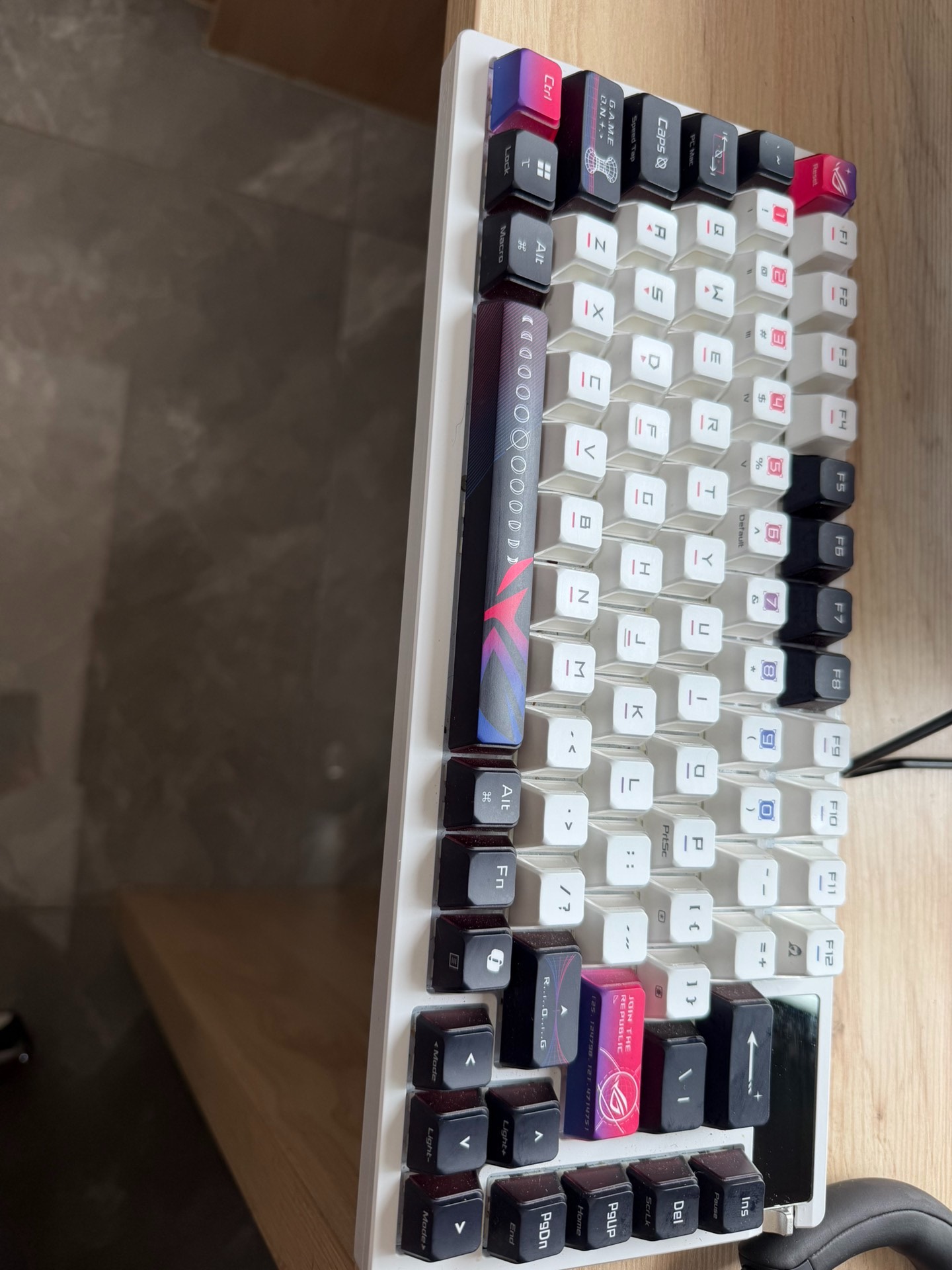 Original image for frozen reference 26 of ROG YeMo X